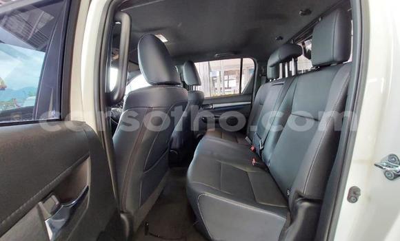 Acheter Occasion Voiture Toyota Hilux Blanc à Maseru, Maseru Acheter Occasion Voiture Toyota Hilux Blanc à Maseru, Maseru