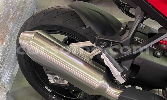 Buy Used BMW S 1000 Red Bike in Maseru in Maseru Buy Used BMW S 1000 Red Bike in Maseru in Maseru