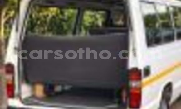 Sayi Na hannu Toyota Hiace White Mota in Maseru a Maseru Sayi Na hannu Toyota Hiace White Mota in Maseru a Maseru