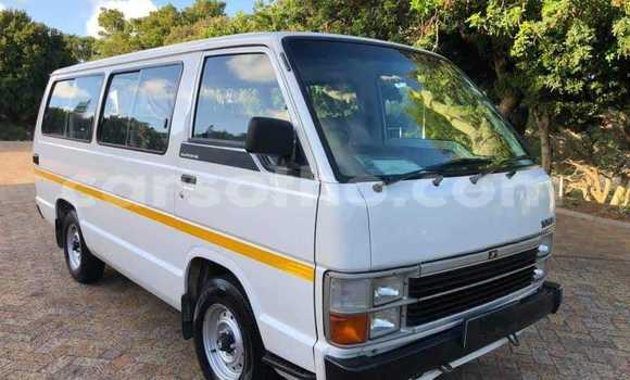 Sayi Na hannu Toyota Hiace White Mota in Maseru a Maseru Sayi Na hannu Toyota Hiace White Mota in Maseru a Maseru
