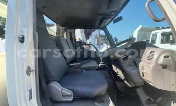 اشتري مستعمل Hino 300 Series White شاحنة في Maseru في Maseru اشتري مستعمل Hino 300 Series White شاحنة في Maseru في Maseru