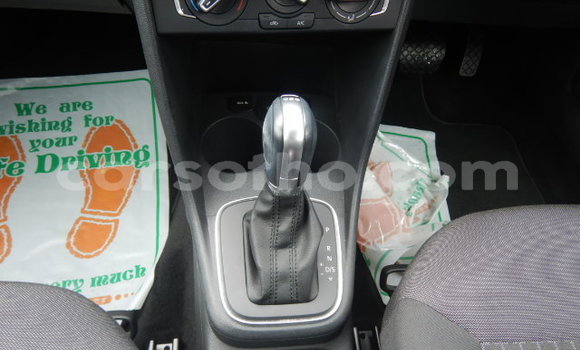 Acheter Occasion Voiture Volkswagen Polo Rouge à Maseru, Maseru Acheter Occasion Voiture Volkswagen Polo Rouge à Maseru, Maseru