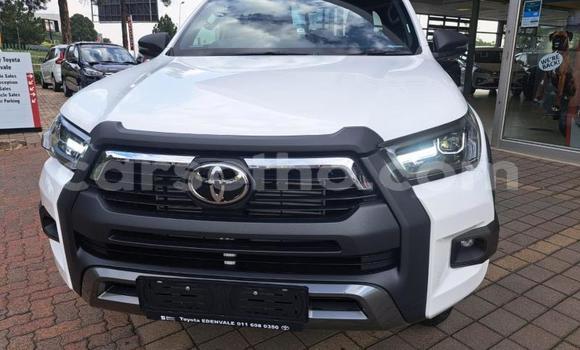 اشتري مستعمل Toyota Hilux White سيارة في Maseru في Maseru اشتري مستعمل Toyota Hilux White سيارة في Maseru في Maseru