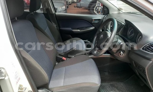 Sayi Na hannu Toyota Starlet White Mota in Maputsoe a Leribe Sayi Na hannu Toyota Starlet White Mota in Maputsoe a Leribe