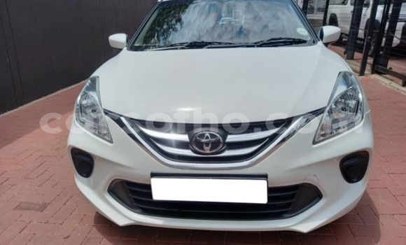 Sayi Na hannu Toyota Starlet White Mota in Maputsoe a Leribe Sayi Na hannu Toyota Starlet White Mota in Maputsoe a Leribe