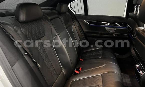Sayi Na hannu BMW 7-Series White Mota in Maseru a Maseru Sayi Na hannu BMW 7-Series White Mota in Maseru a Maseru