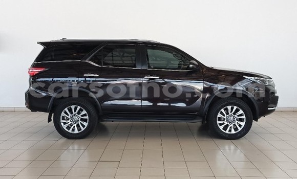 اشتري مستعمل Toyota Fortuner Brown سيارة في Maseru في Maseru اشتري مستعمل Toyota Fortuner Brown سيارة في Maseru في Maseru