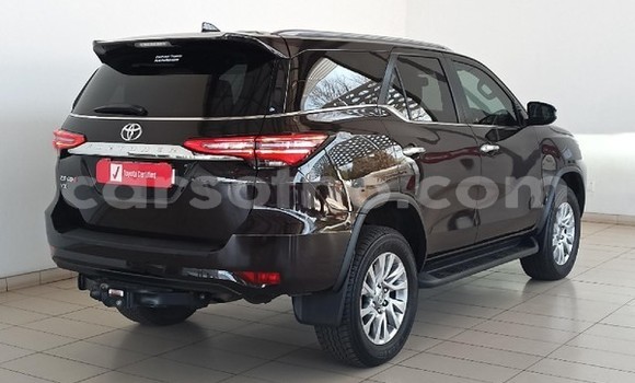 اشتري مستعمل Toyota Fortuner Brown سيارة في Maseru في Maseru اشتري مستعمل Toyota Fortuner Brown سيارة في Maseru في Maseru