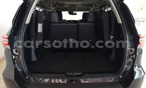 اشتري مستعمل Toyota Fortuner Brown سيارة في Maseru في Maseru اشتري مستعمل Toyota Fortuner Brown سيارة في Maseru في Maseru