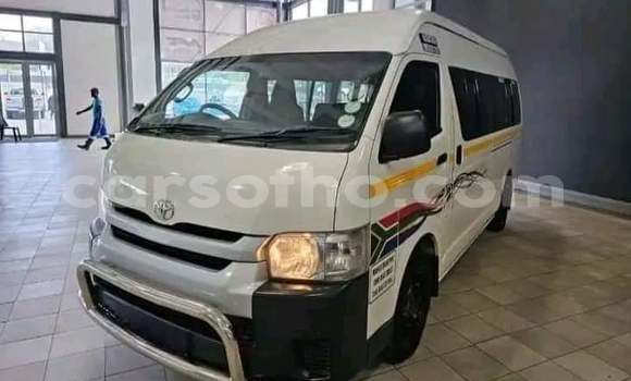 اشتري مستعمل Toyota Hiace White سيارة في Maseru في Maseru اشتري مستعمل Toyota Hiace White سيارة في Maseru في Maseru