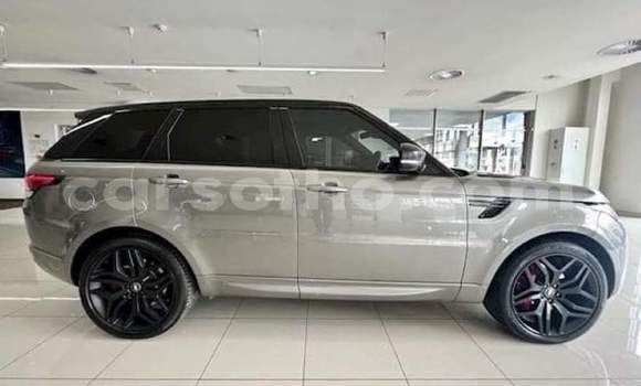 Sayi Na hannu Land Rover Range Rover Sport Silver Mota in Maseru a Maseru Sayi Na hannu Land Rover Range Rover Sport Silver Mota in Maseru a Maseru