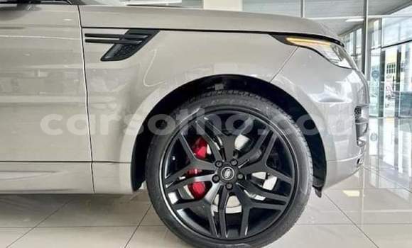 Sayi Na hannu Land Rover Range Rover Sport Silver Mota in Maseru a Maseru Sayi Na hannu Land Rover Range Rover Sport Silver Mota in Maseru a Maseru