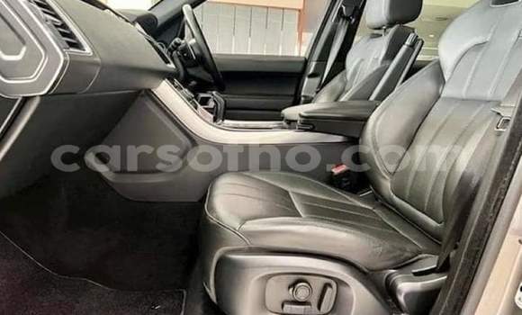 Sayi Na hannu Land Rover Range Rover Sport Silver Mota in Maseru a Maseru Sayi Na hannu Land Rover Range Rover Sport Silver Mota in Maseru a Maseru