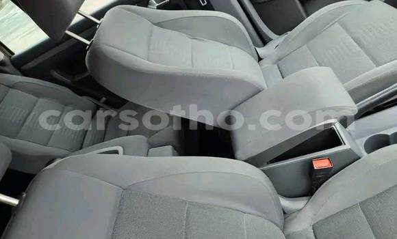Acheter Occasion Voiture Volkswagen Touran Noir à Mafeteng, Mafeteng Acheter Occasion Voiture Volkswagen Touran Noir à Mafeteng, Mafeteng