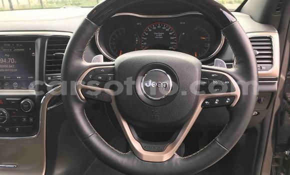 اشتري مستعمل Jeep Cherokee Black سيارة في Maseru في Maseru اشتري مستعمل Jeep Cherokee Black سيارة في Maseru في Maseru