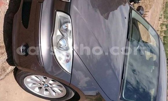 اشتري مستعمل BMW 1-Series Black سيارة في Maputsoe في Leribe