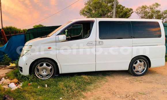 Sayi Na hannu Nissan Note White Mota in Mafeteng a Mafeteng Sayi Na hannu Nissan Note White Mota in Mafeteng a Mafeteng