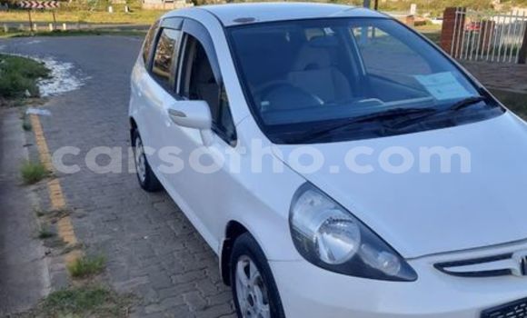 Buy Used Honda FIT White Car in Import - Dubai in Maseru