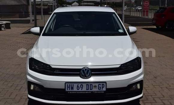 اشتري مستعمل Volkswagen Polo White سيارة في Maseru في Maseru اشتري مستعمل Volkswagen Polo White سيارة في Maseru في Maseru