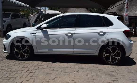 Acheter Occasion Voiture Volkswagen Polo Blanc à Maseru, Maseru Acheter Occasion Voiture Volkswagen Polo Blanc à Maseru, Maseru