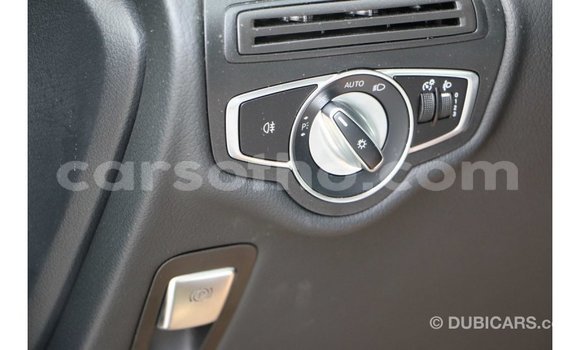 Acheter Import Voiture Mercedes-Benz 250 Noir à Import - Dubai, Maseru Acheter Import Voiture Mercedes-Benz 250 Noir à Import - Dubai, Maseru