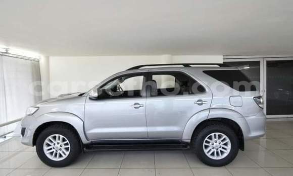Buy Used Toyota Fortuner Silver Car in Maseru in Maseru Buy Used Toyota Fortuner Silver Car in Maseru in Maseru