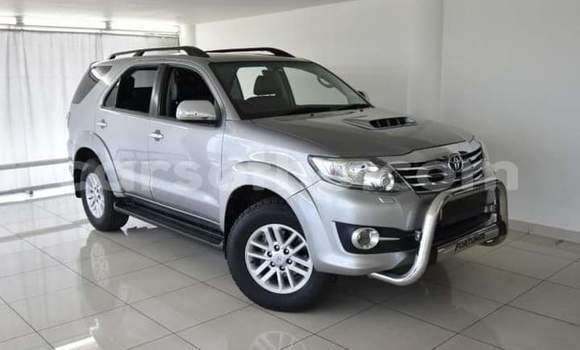 Buy Used Toyota Fortuner Silver Car in Maseru in Maseru Buy Used Toyota Fortuner Silver Car in Maseru in Maseru