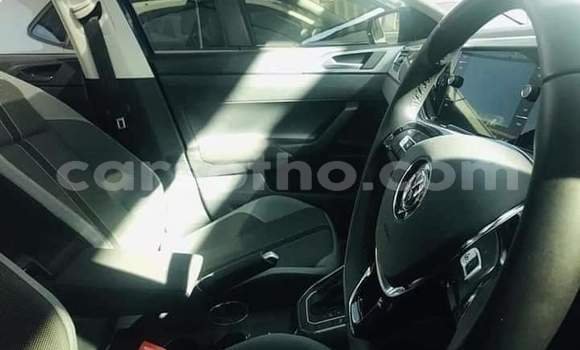 اشتري مستعمل Volkswagen Polo Blue سيارة في Maseru في Maseru اشتري مستعمل Volkswagen Polo Blue سيارة في Maseru في Maseru