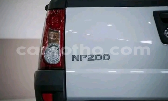 Acheter Occasion Voiture Nissan NP 300 Blanc à Maseru, Maseru Acheter Occasion Voiture Nissan NP 300 Blanc à Maseru, Maseru