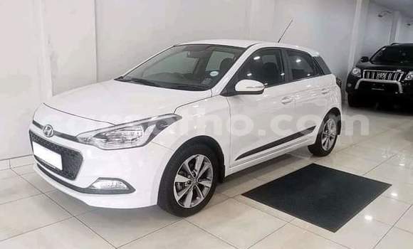 اشتري مستعمل Hyundai i20 White سيارة في Maseru في Maseru اشتري مستعمل Hyundai i20 White سيارة في Maseru في Maseru
