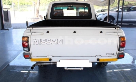 Acheter Occasion Voiture Nissan Pickup Blanc à Maputsoe, Leribe Acheter Occasion Voiture Nissan Pickup Blanc à Maputsoe, Leribe