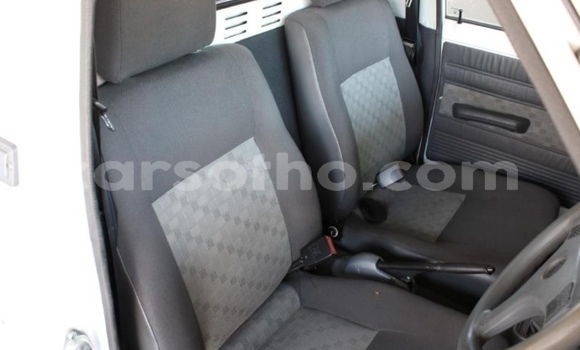 Acheter Occasion Voiture Nissan Pickup Blanc à Maputsoe, Leribe Acheter Occasion Voiture Nissan Pickup Blanc à Maputsoe, Leribe