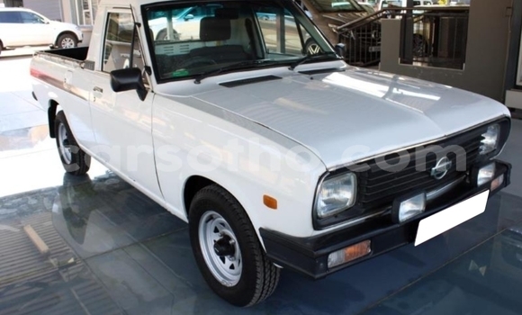 Acheter Occasion Voiture Nissan Pickup Blanc à Maputsoe, Leribe Acheter Occasion Voiture Nissan Pickup Blanc à Maputsoe, Leribe