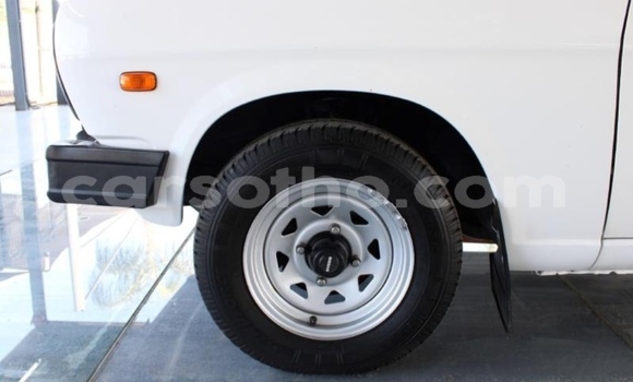 Acheter Occasion Voiture Nissan Pickup Blanc à Maputsoe, Leribe Acheter Occasion Voiture Nissan Pickup Blanc à Maputsoe, Leribe
