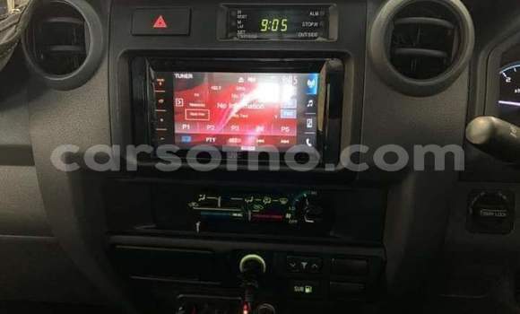 Sayi Na hannu Toyota Land Cruiser Black Mota in Maseru a Maseru Sayi Na hannu Toyota Land Cruiser Black Mota in Maseru a Maseru