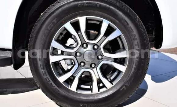 Sayi Na hannu Ford Ranger White Mota in Maseru a Maseru Sayi Na hannu Ford Ranger White Mota in Maseru a Maseru