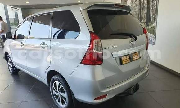 Sayi Na hannu Toyota Avanza Beige Mota in Maseru a Maseru Sayi Na hannu Toyota Avanza Beige Mota in Maseru a Maseru
