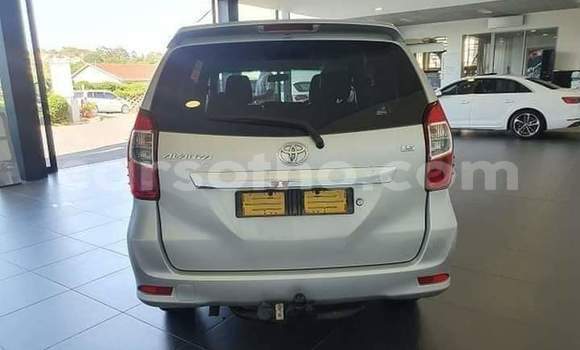 Sayi Na hannu Toyota Avanza Beige Mota in Maseru a Maseru Sayi Na hannu Toyota Avanza Beige Mota in Maseru a Maseru