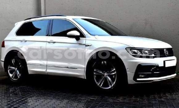 Buy Used Volkswagen Tiguan White Car in Maseru in Maseru Buy Used Volkswagen Tiguan White Car in Maseru in Maseru