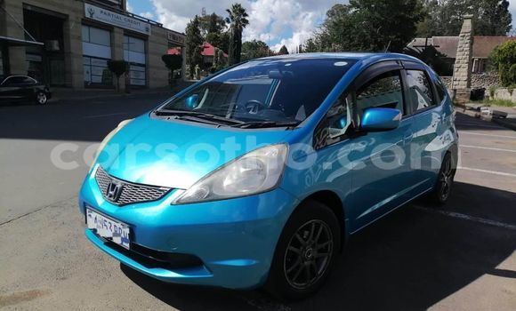 اشتري مستعمل Honda FIT Blue سيارة في Import - Dubai في Maseru