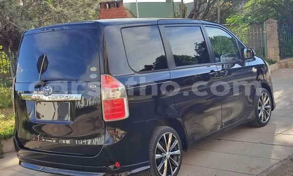 Acheter Occasion Voiture Toyota Noah Noir à Maseru, Maseru Acheter Occasion Voiture Toyota Noah Noir à Maseru, Maseru