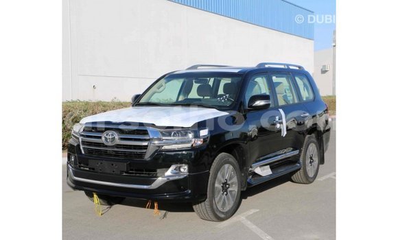 Acheter Import Voiture Toyota Land Cruiser Noir à Import - Dubai, Maseru Acheter Import Voiture Toyota Land Cruiser Noir à Import - Dubai, Maseru