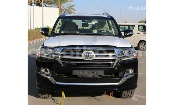 Acheter Import Voiture Toyota Land Cruiser Noir à Import - Dubai, Maseru Acheter Import Voiture Toyota Land Cruiser Noir à Import - Dubai, Maseru