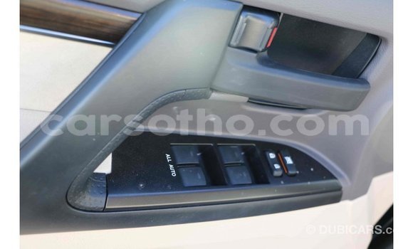 Acheter Import Voiture Toyota Land Cruiser Noir à Import - Dubai, Maseru Acheter Import Voiture Toyota Land Cruiser Noir à Import - Dubai, Maseru