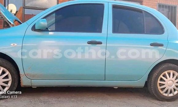 اشتري مستعمل Nissan March Blue سيارة في Maseru في Maseru