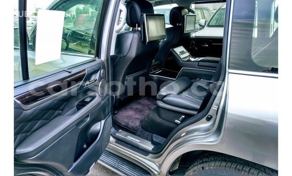 اشتري Imported Lexus LX Other سيارة في Import - Dubai في Maseru اشتري Imported Lexus LX Other سيارة في Import - Dubai في Maseru