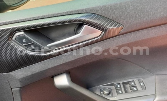 Acheter Occasion Voiture Volkswagen T-Roc Autre à Maputsoe, Leribe Acheter Occasion Voiture Volkswagen T-Roc Autre à Maputsoe, Leribe