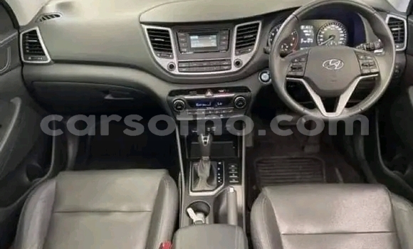 Acheter Occasion Voiture Hyundai Tucson Rouge à Maseru, Maseru Acheter Occasion Voiture Hyundai Tucson Rouge à Maseru, Maseru