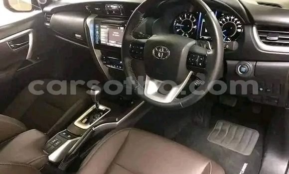 Acheter Occasion Voiture Toyota Fortuner Noir à Maseru, Maseru Acheter Occasion Voiture Toyota Fortuner Noir à Maseru, Maseru