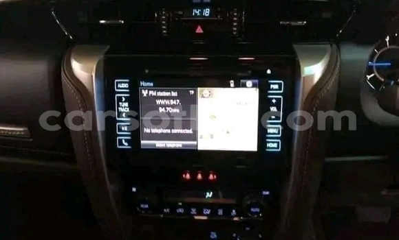 Acheter Occasion Voiture Toyota Fortuner Noir à Maseru, Maseru Acheter Occasion Voiture Toyota Fortuner Noir à Maseru, Maseru